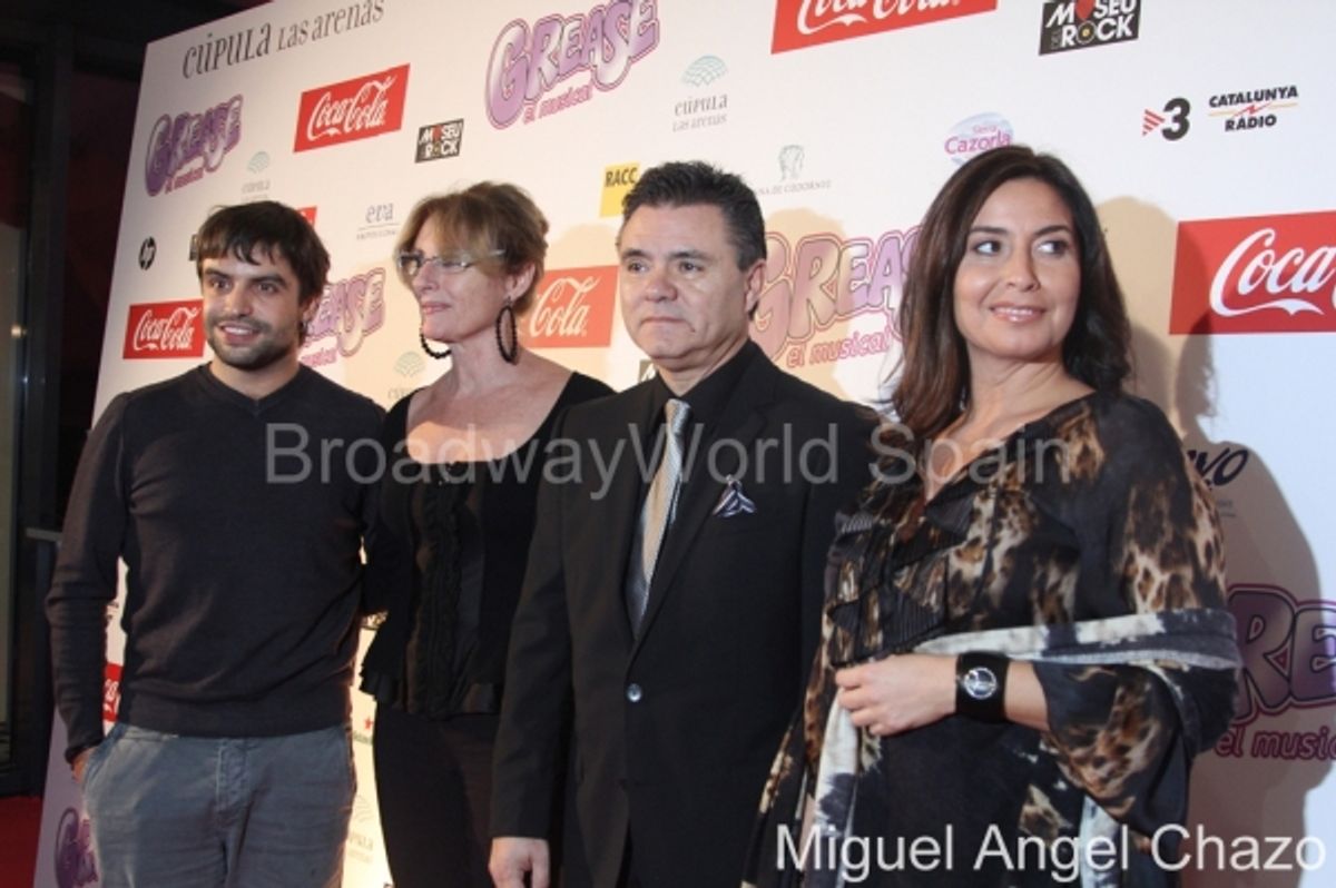 Manu Guix, Coco ComÃ'Â­n, Joan LluÃ'Â­s Goas y acompanante at 