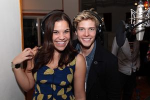 Lindsay Mendez, Hunter Parrish Photo