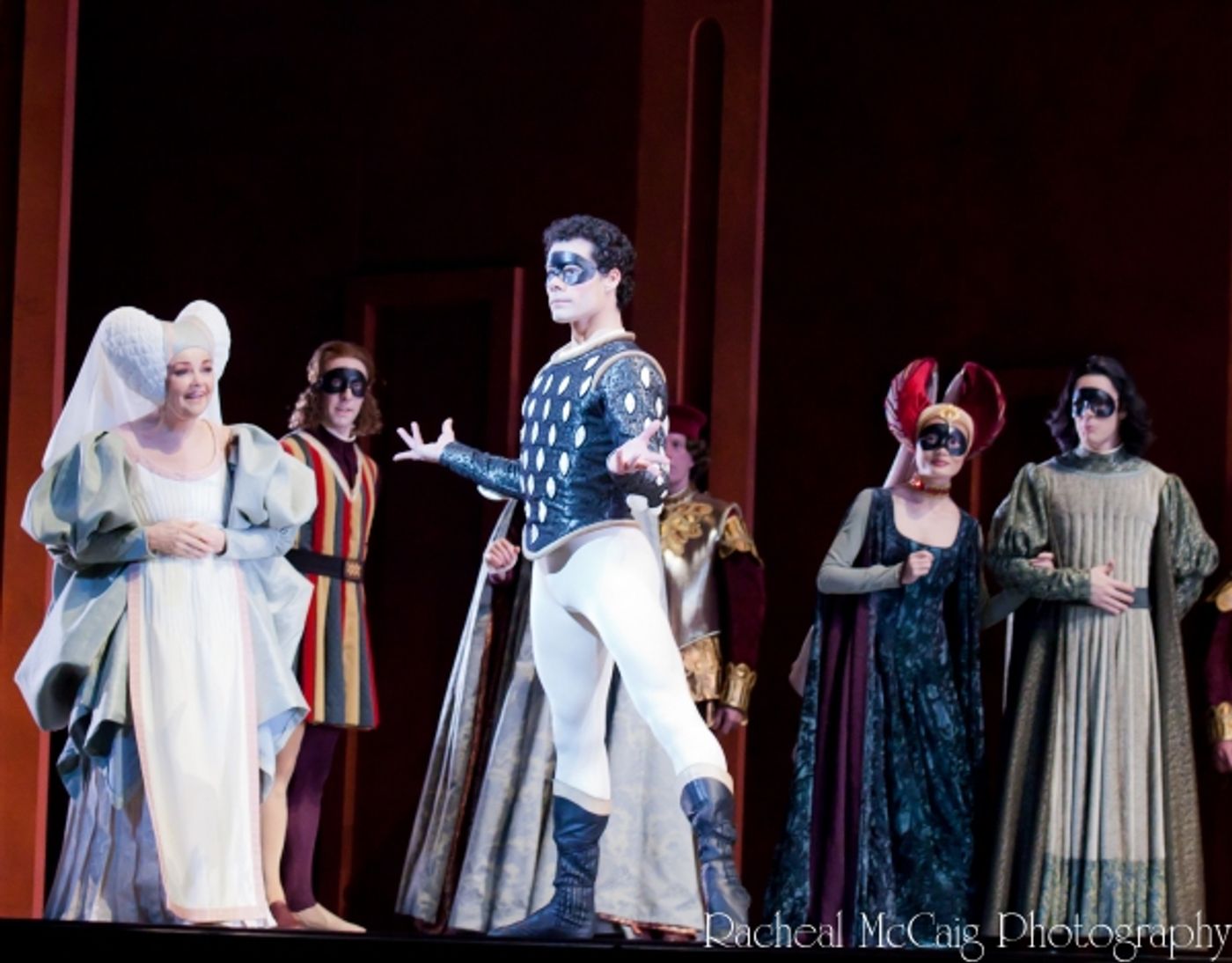 Photo Coverage: Inside the National Ballet's Romeo and Juliet  Image