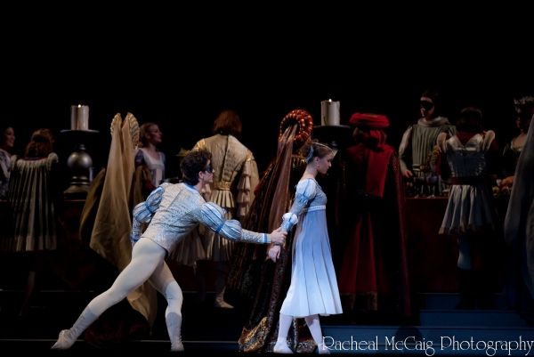 Elena Lobsanova and Guillaume Cote Photo