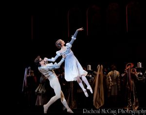Elena Lobsanova and Guillaume Cote @ BroadwayWorld Elena Lobsanova and Guillaume Cote Photo