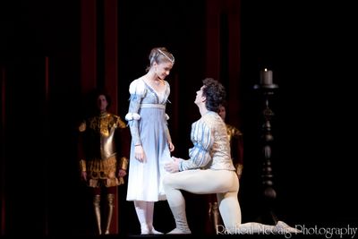 Elena Lobsanova and Guillaume Cote Photo