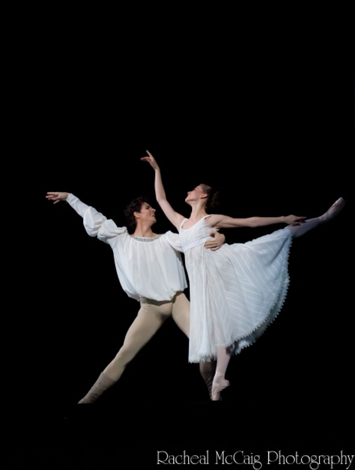 Elena Lobsanova and Guillaume Cote at 