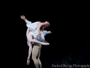 Elena Lobsanova and Guillaume Cote @ BroadwayWorld Elena Lobsanova and Guillaume Cote Photo