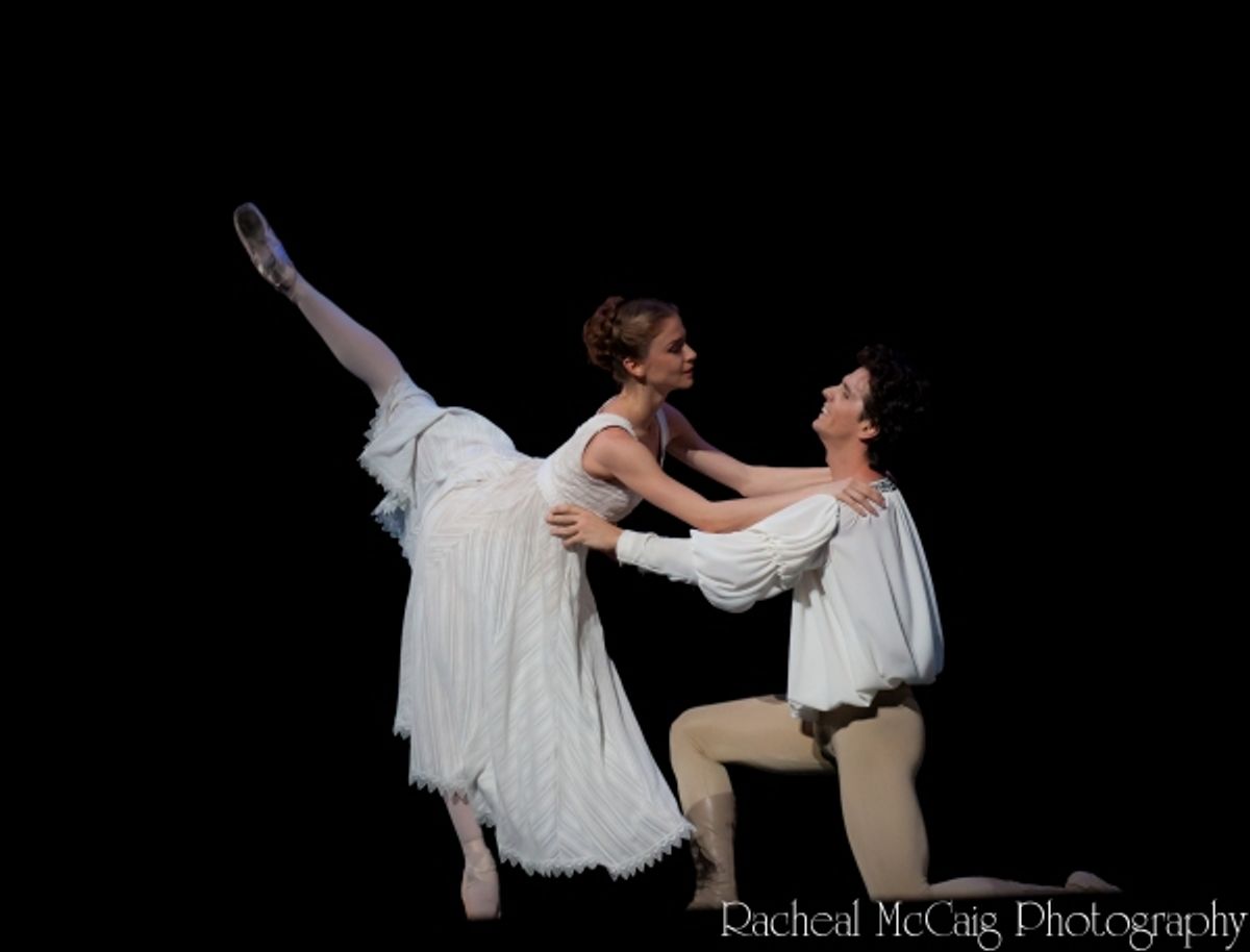 Elena Lobsanova and Guillaume Cote at 