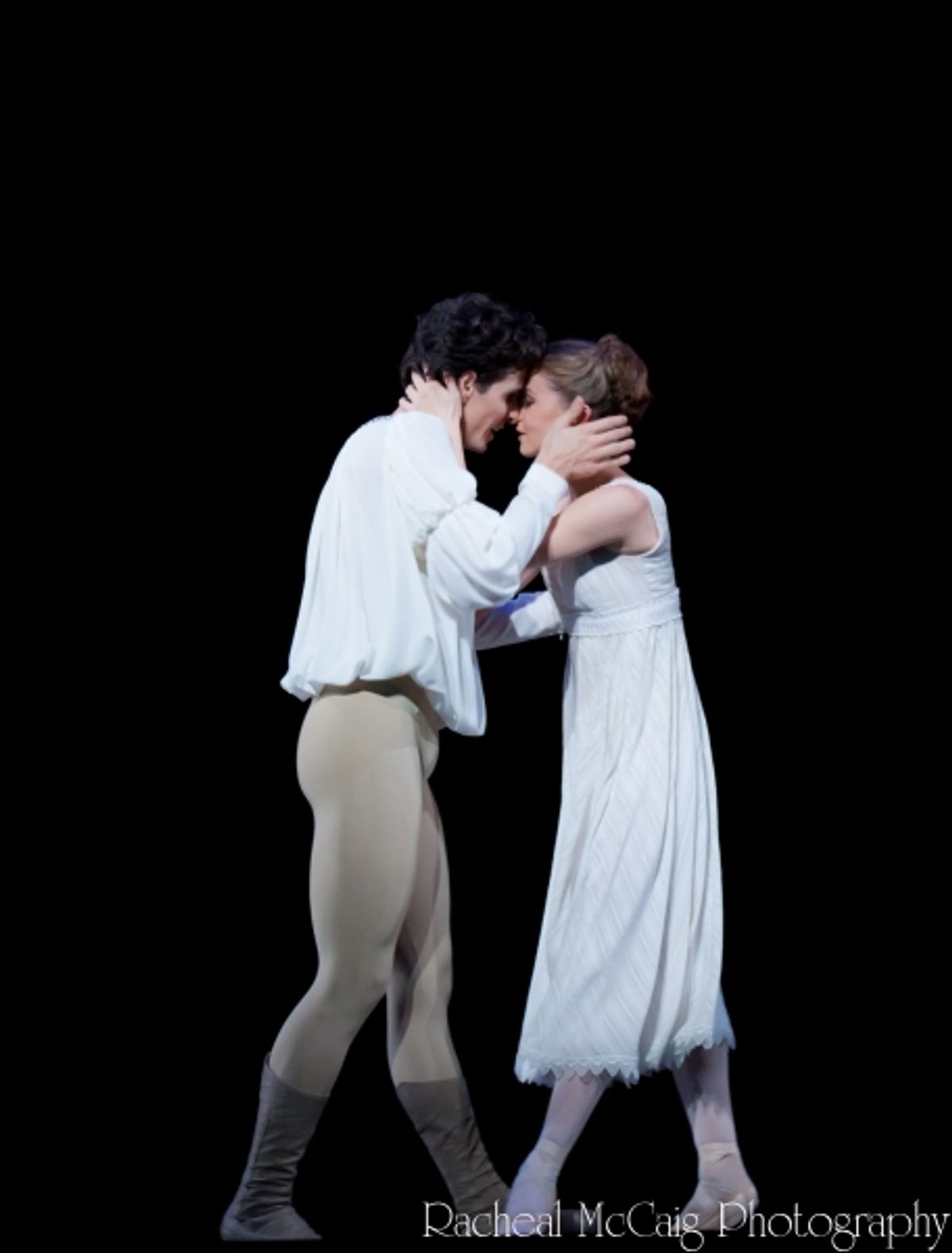 Elena Lobsanova and Guillaume Cote at 
