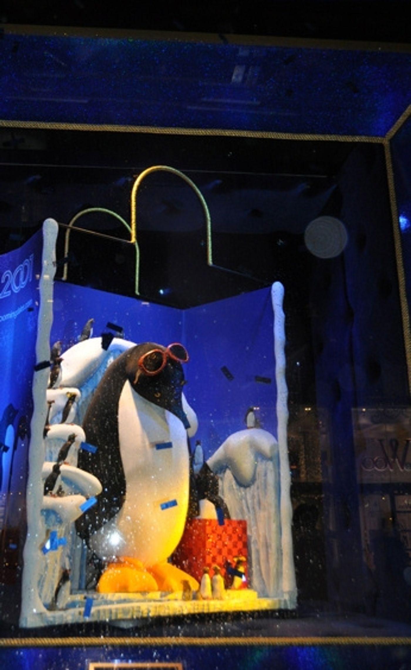 Photo Coverage: Midtown Men, Martha Wash, PRISCILLA Perform at  Bloomingdale's Holiday Window Unveiling  Image