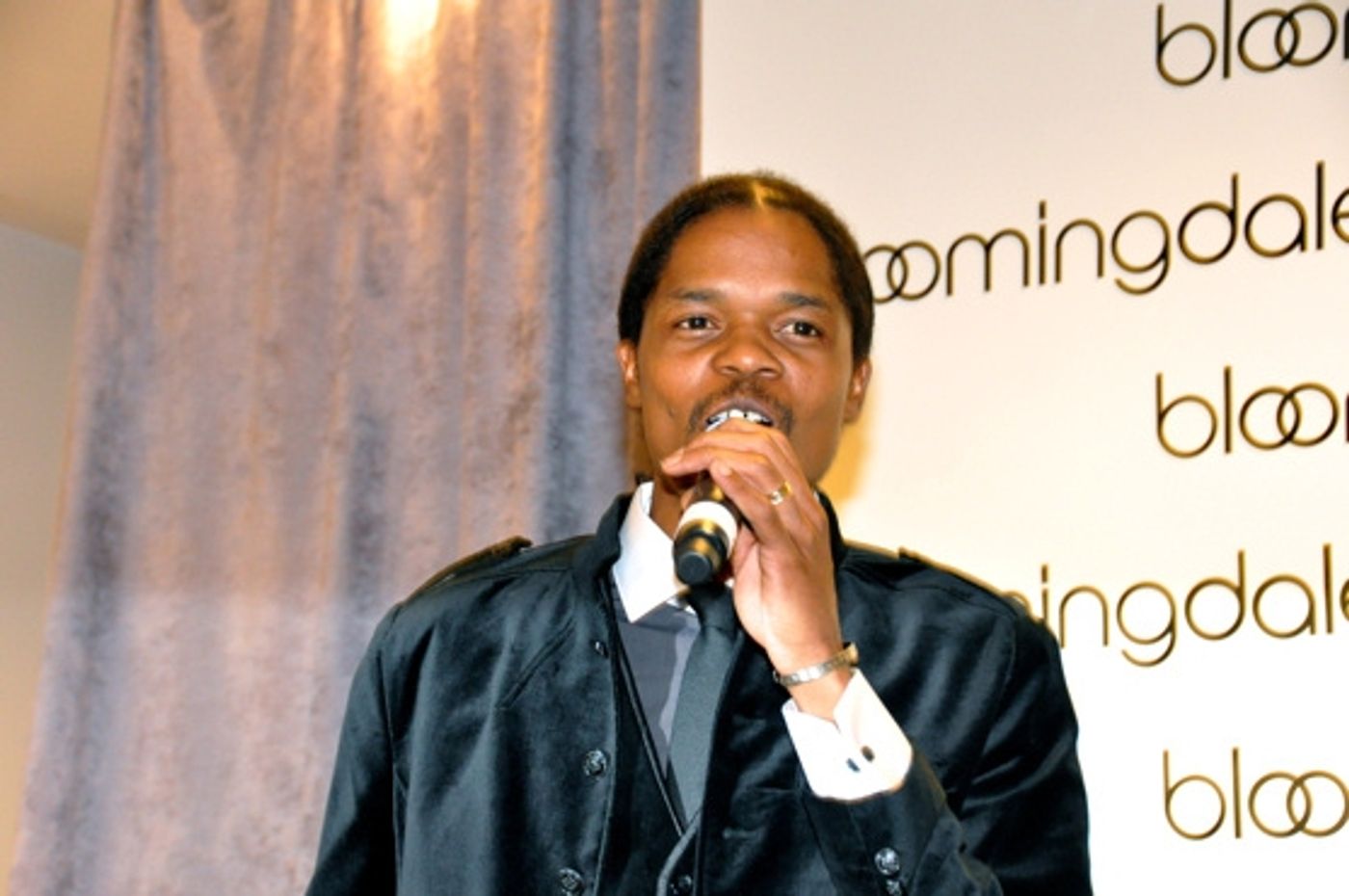 Photo Coverage: Midtown Men, Martha Wash, PRISCILLA Perform at  Bloomingdale's Holiday Window Unveiling  Image