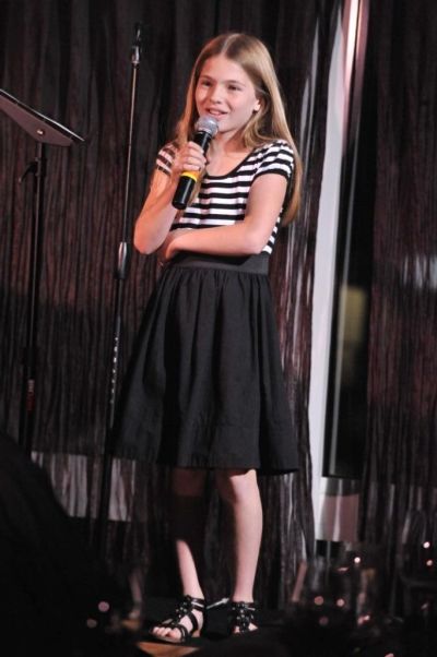 Taylor Geare Photo