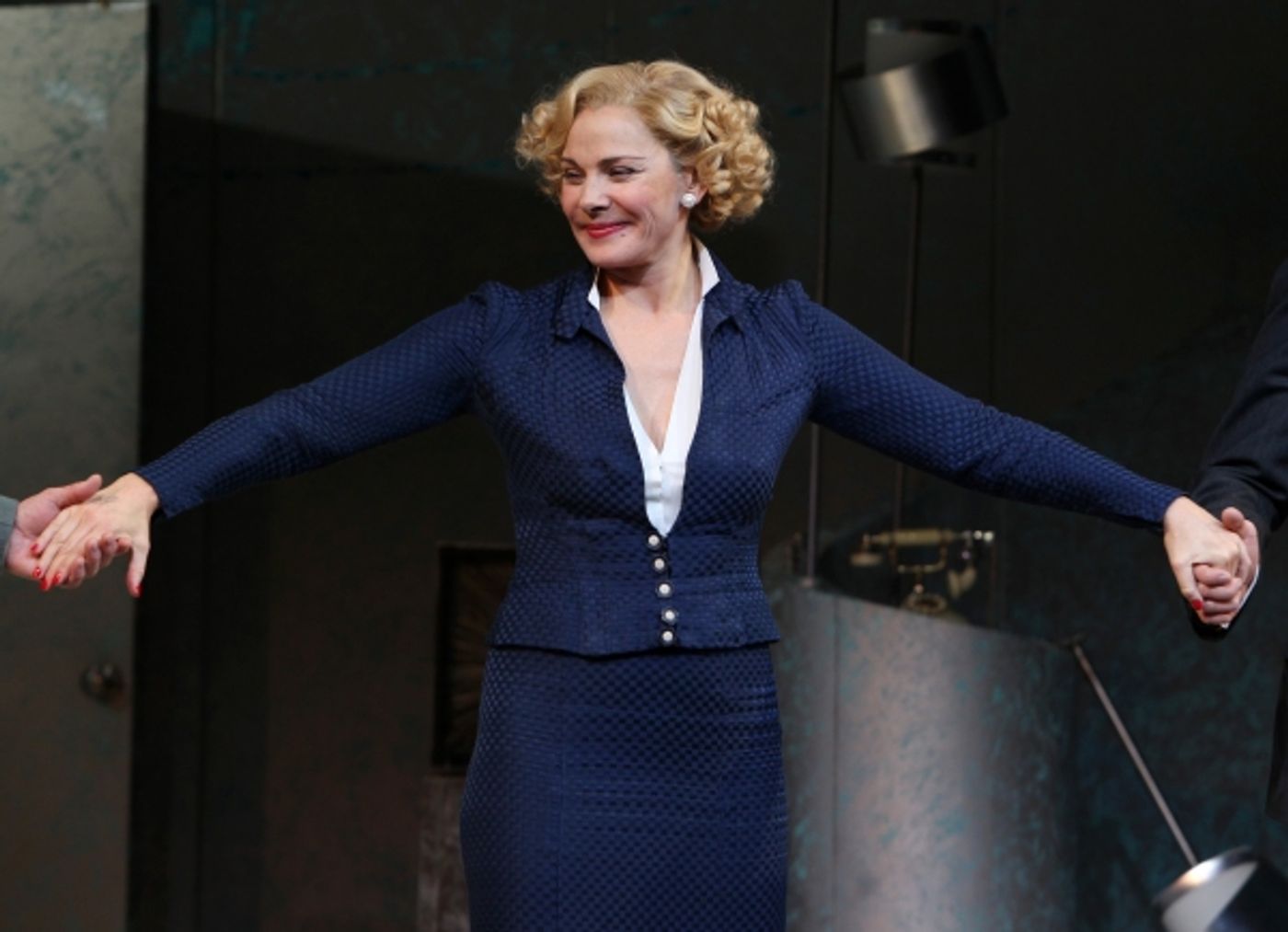 Photo Coverage: PRIVATE LIVES Broadway Opening Night Curtain Call!  Image
