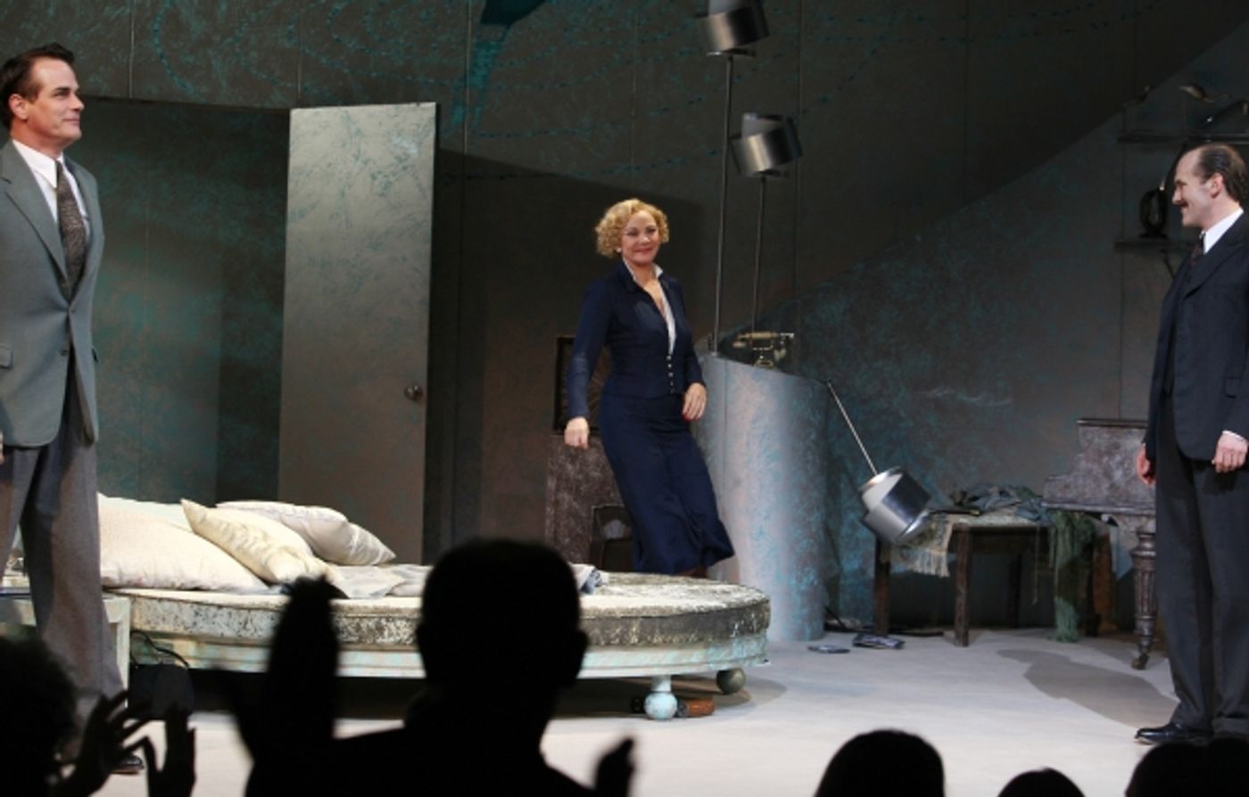 Photo Coverage: PRIVATE LIVES Broadway Opening Night Curtain Call!  Image