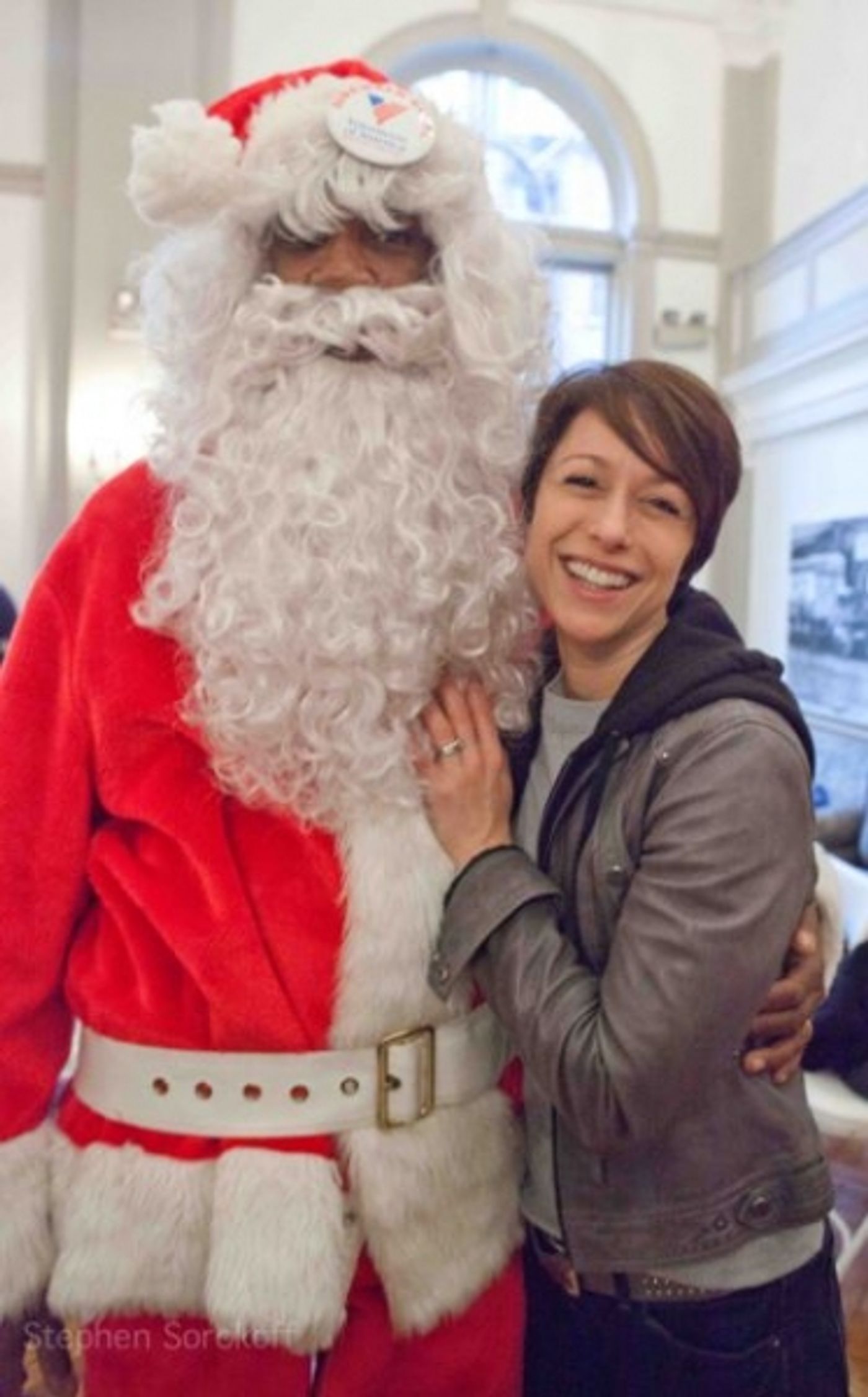 Photo Flash: Patrick Page Visits Sidewalk Santa School  Image