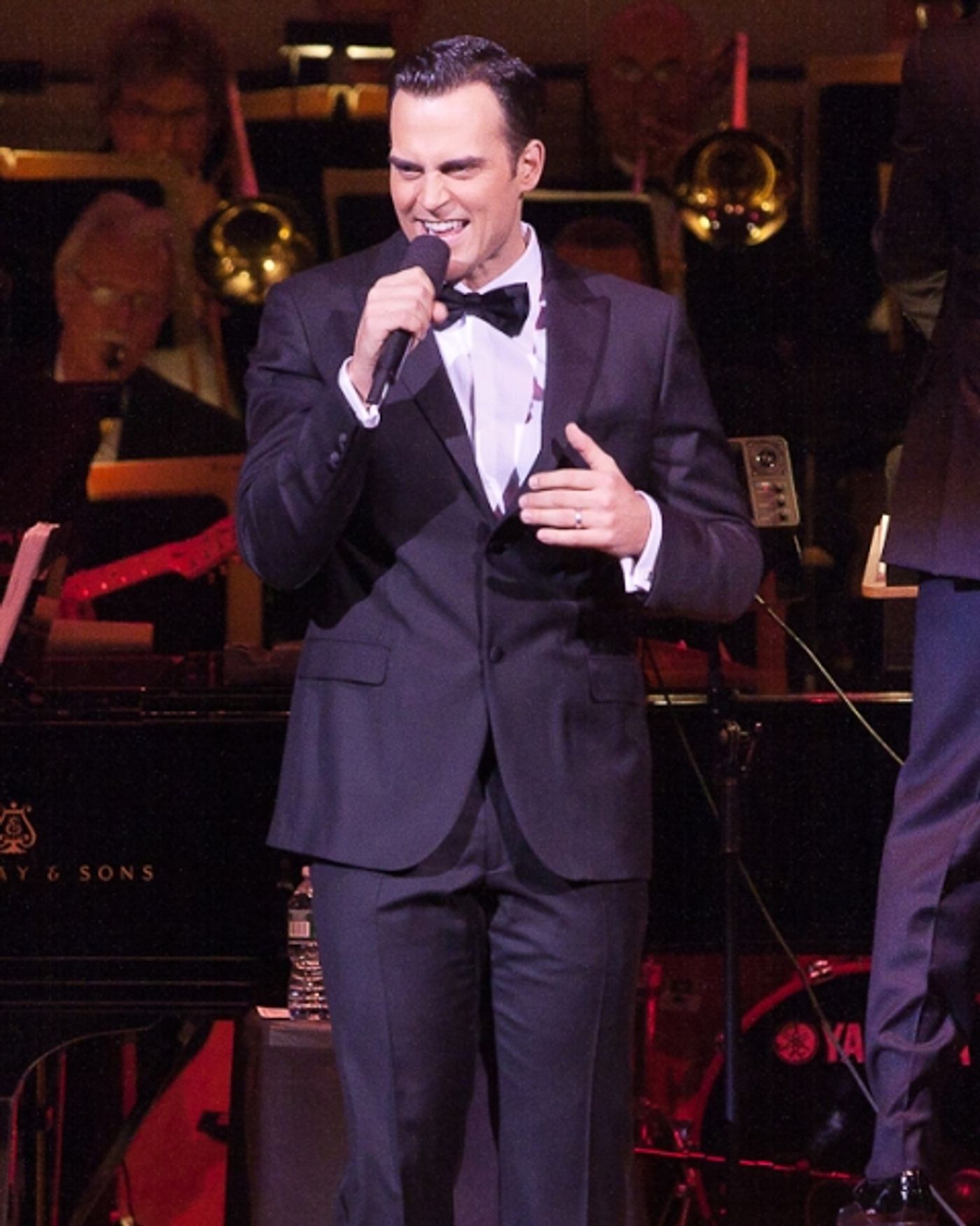 Photo Coverage: Cheyenne Jackson Performs at Carnegie Hall  Image