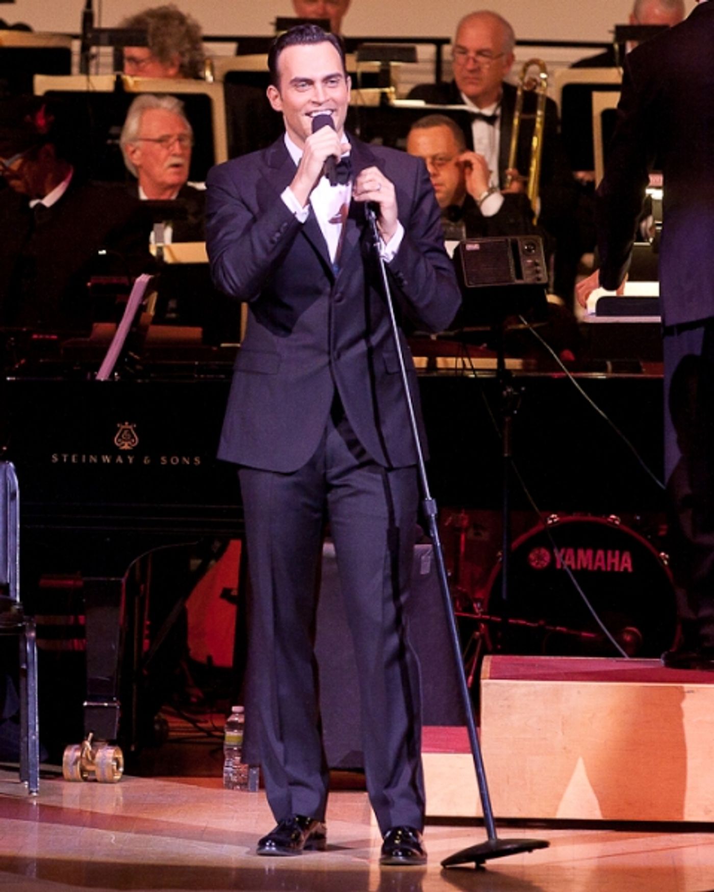Photo Coverage: Cheyenne Jackson Performs at Carnegie Hall  Image