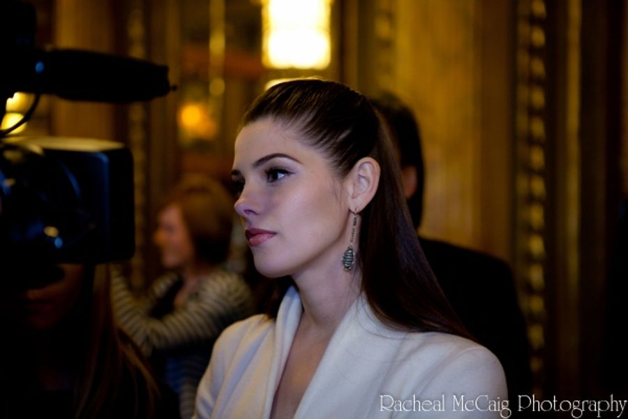 Photo Coverage: Breaking Dawn in Toronto - Red Carpet with Bite Image