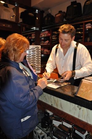 Lyn Terjesen and Paul Byrom Photo