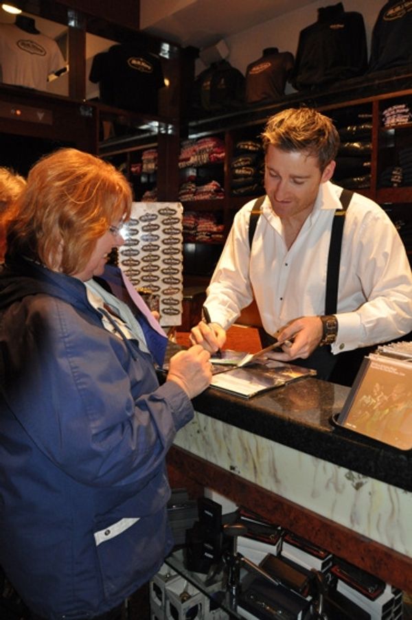 Lyn Terjesen and Paul Byrom Photo