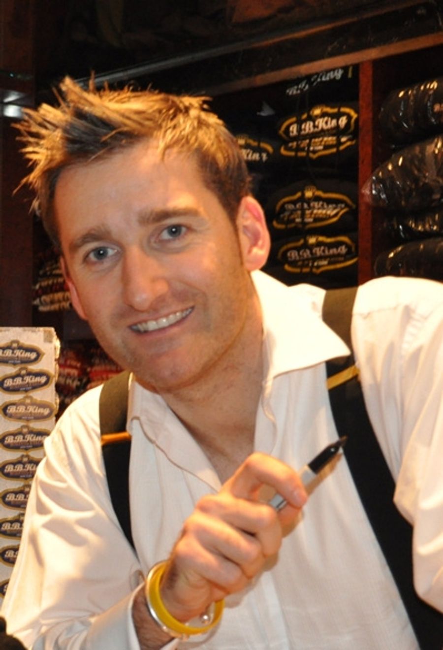 Photo Flash: Paul Byrom Plays B.B. Kings Image