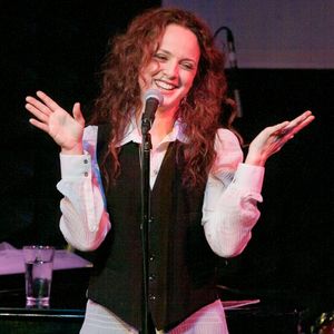 Melissa Errico Photo