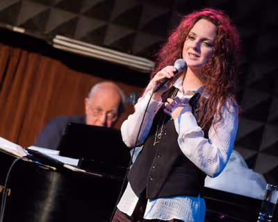 Melissa Errico Photo