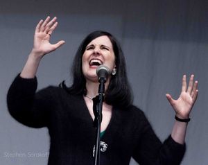 Stephanie D'Abruzzo Photo