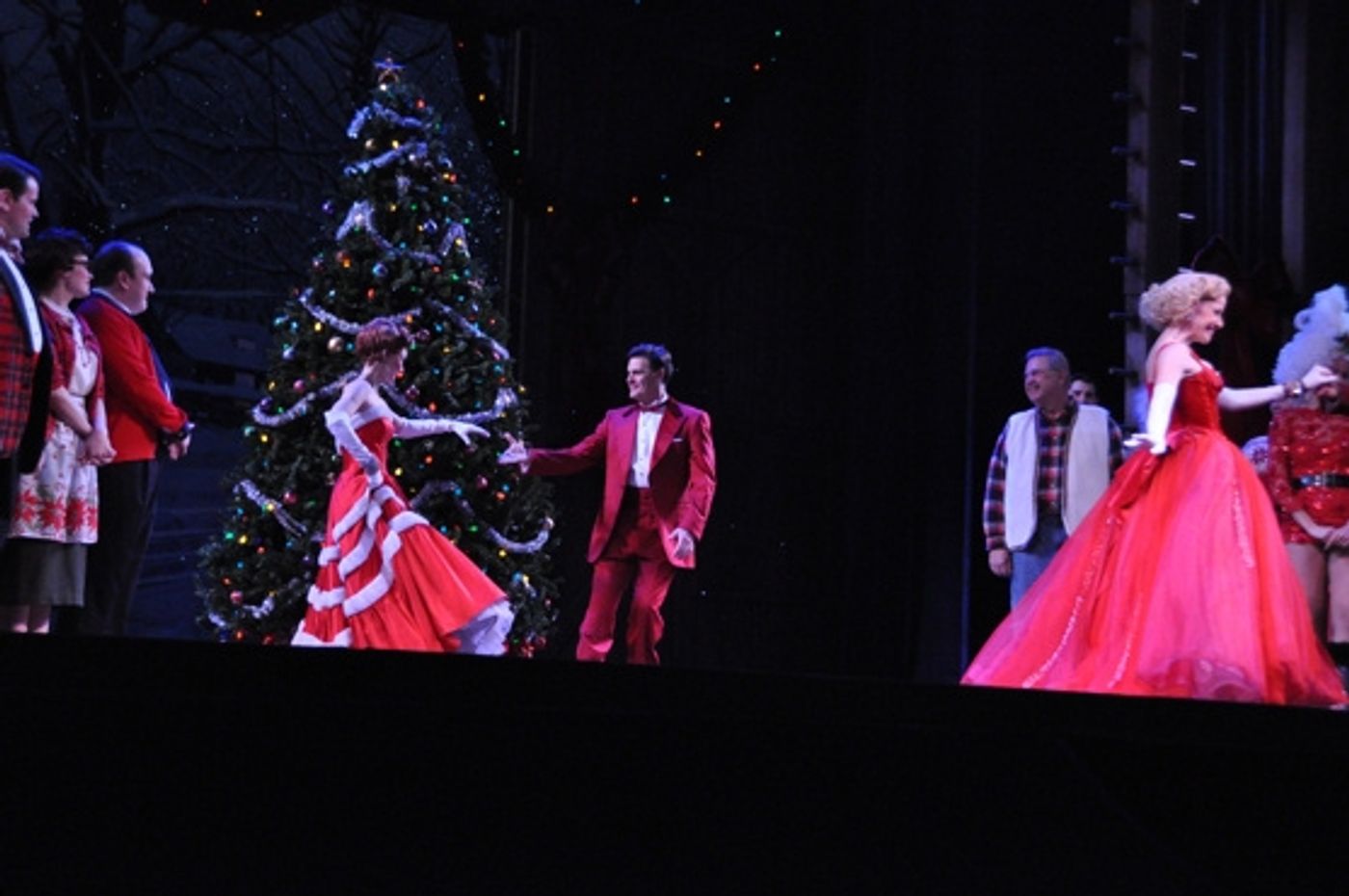 Photo Coverage: Paper Mill Playhouse's WHITE CHRISTMAS Celebrates Opening Night  Image
