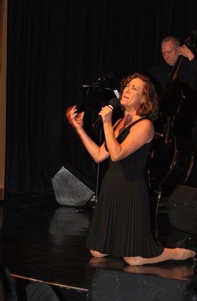 Karen Ziemba Photo