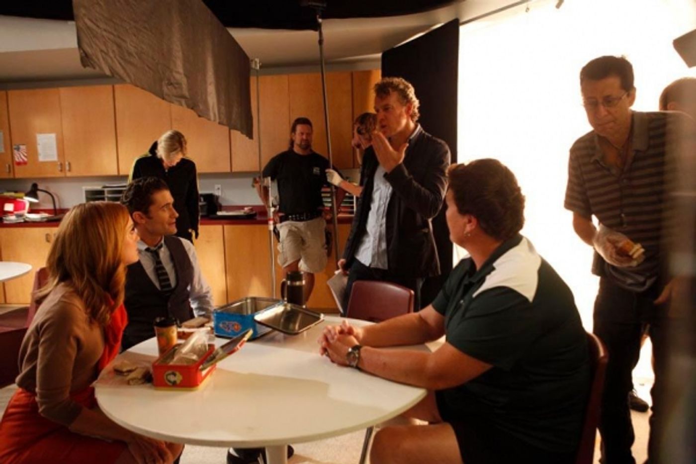 Photo Flash: Behind the Scenes of GLEE's 'I Kissed a Girl'  Image