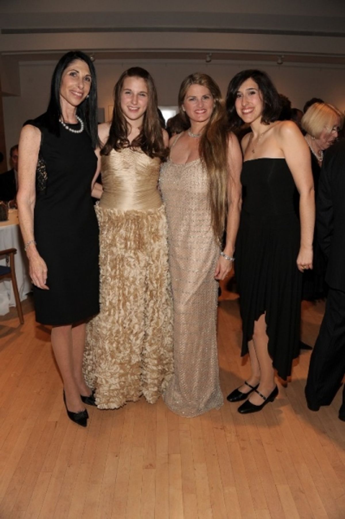 Arlene Fisher, Leah Lane, Bonnie Comley, Elly Lane at 