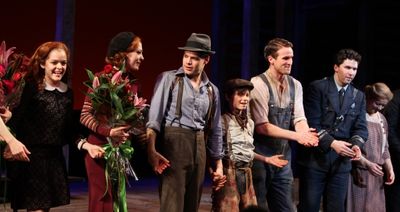 Laura Osnes & Jeremy Jordan with the Company Photo