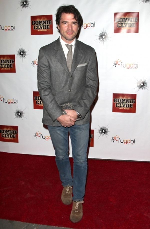 Matthew Settle  Photo