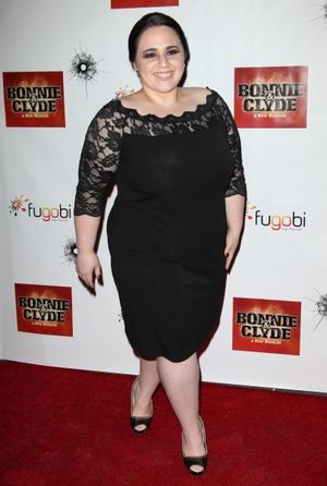 Nikki Blonski  Photo