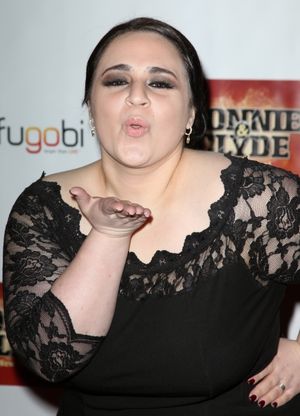 Nikki Blonski  Photo