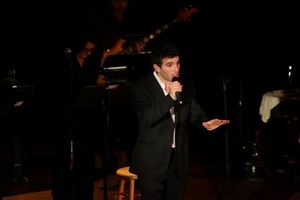 Jarrod Spector Photo