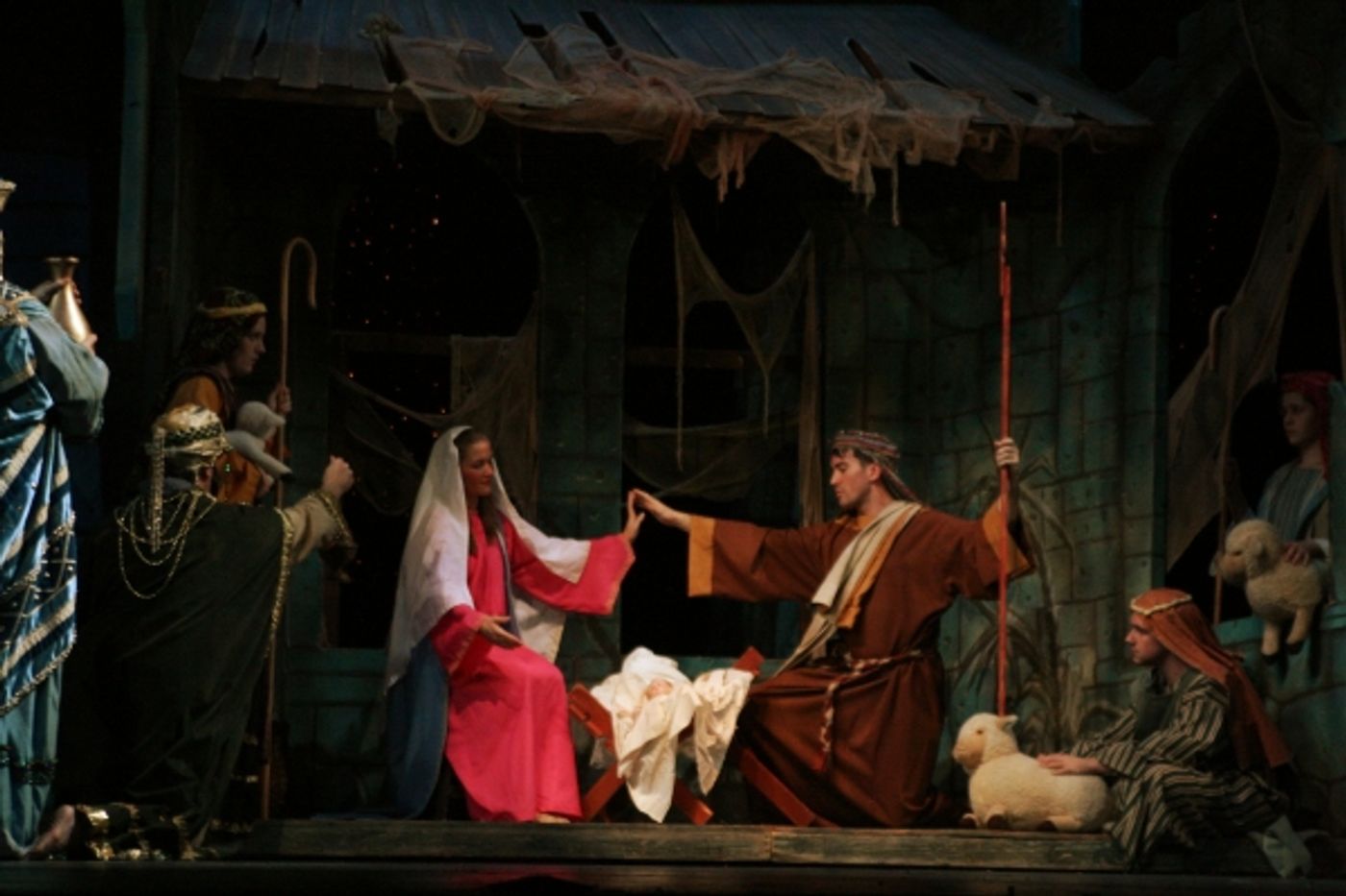 Photo Coverage: CHRISTMAS TIME Opens at Reagle Music Theatre Dec. 3  Image