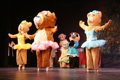 Briana Safidi, Caitlyn D'Amico, and Maggie Sabella are Ballerina Bears Photo