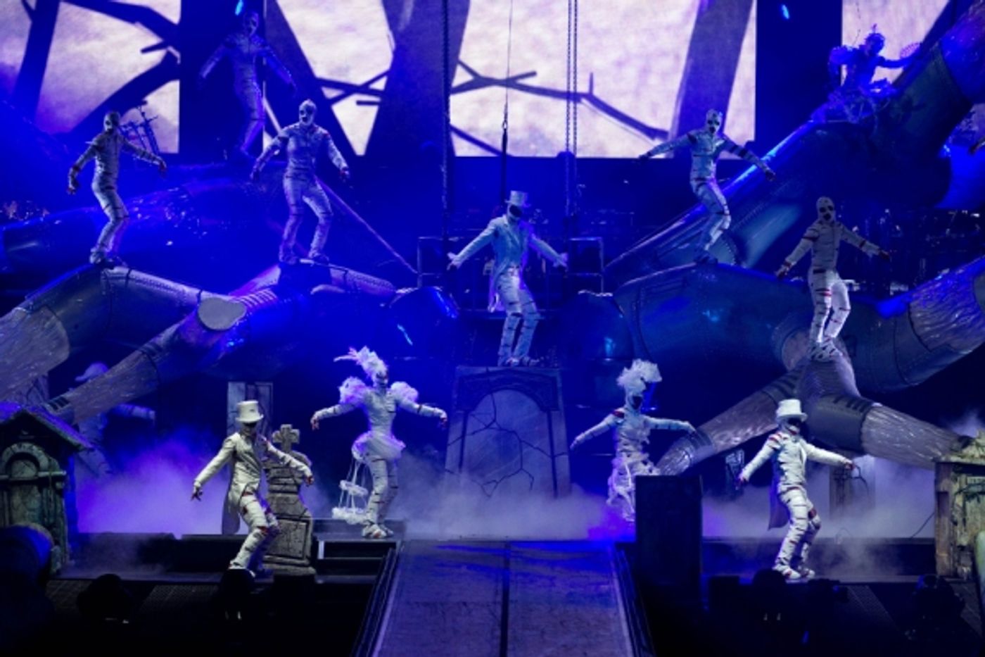 Photo Flash: Cirque du Soleil's Michael Jackson THE IMMORTAL World Tour Opens in Las Vegas! Photo Flash: Cirque du Soleil's Michael Jackson THE IMMORTAL World Tour Opens in Las Vegas! Image