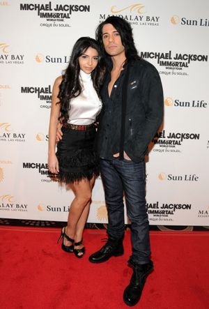 Sandra Gonzalez and Criss Angel Photo