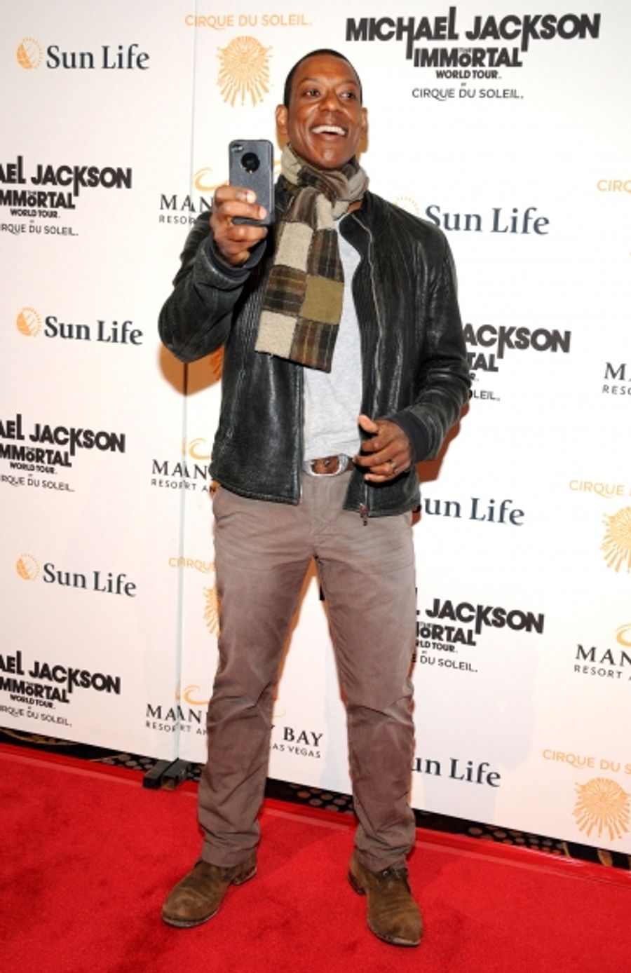 Photo Flash: Michael Jackson THE IMMORTAL World Tour - Red Carpet! Image