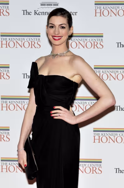 Anne Hathaway Photo