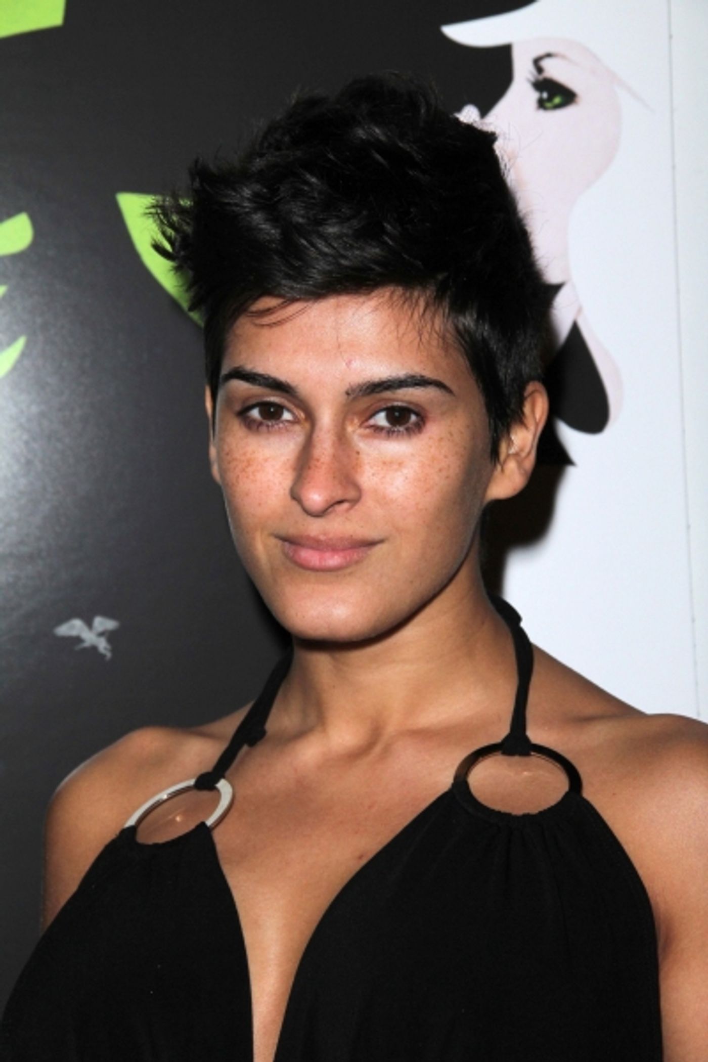 Photo Flash: Molly Ringwald, Regina King, et al. at WICKED's LA Opening! Photo Flash: Molly Ringwald, Regina King, et al. at WICKED's LA Opening! Image