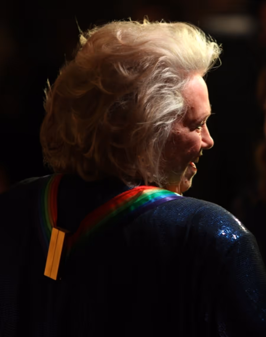 Photo Coverage: Meryl Streep, Barbara Cook & More at the Kennedy Center Honors - The Red Carpet! Image