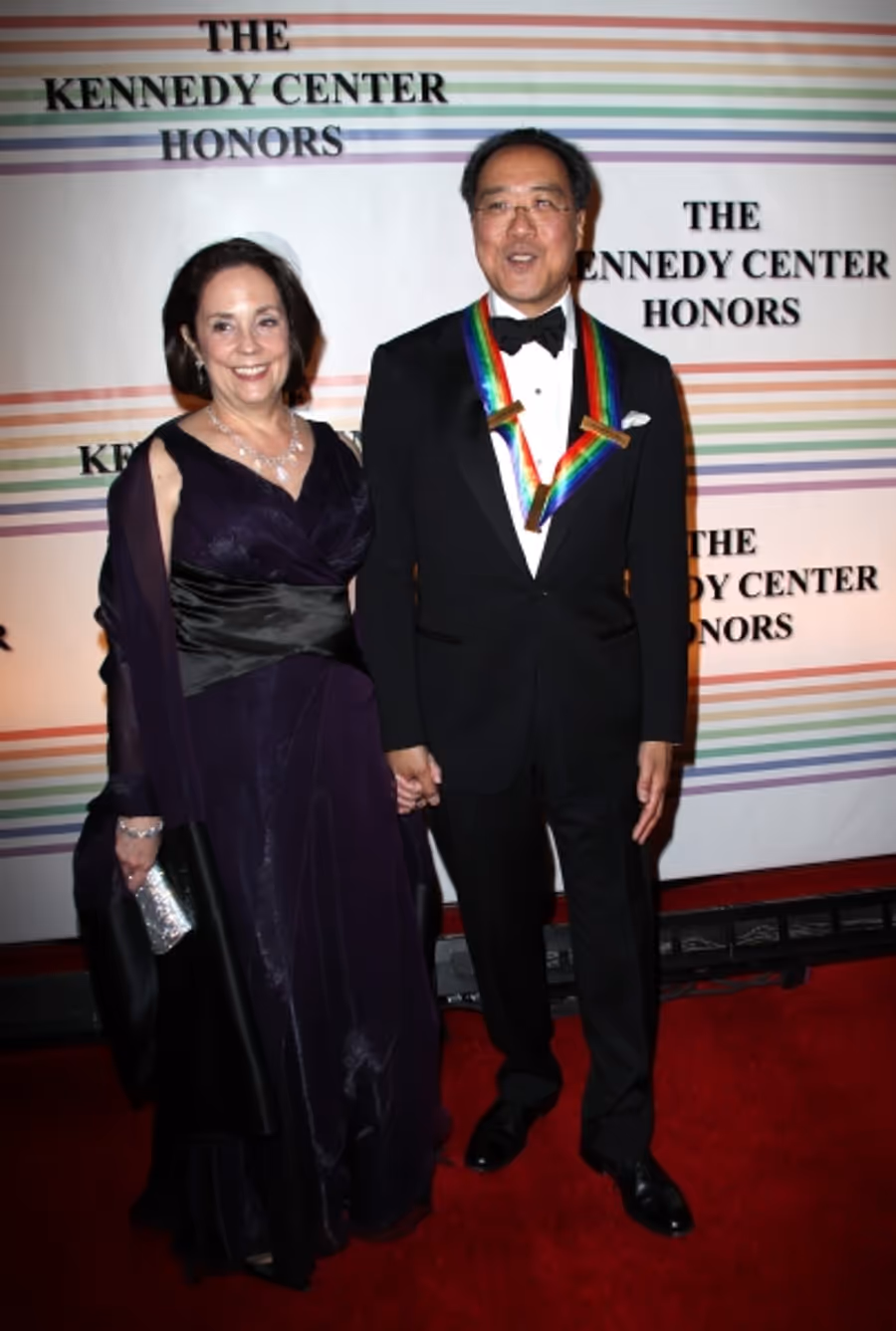 Photo Coverage: Meryl Streep, Barbara Cook & More at the Kennedy Center Honors - The Red Carpet! Image