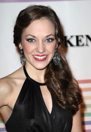 Laura Osnes Photo