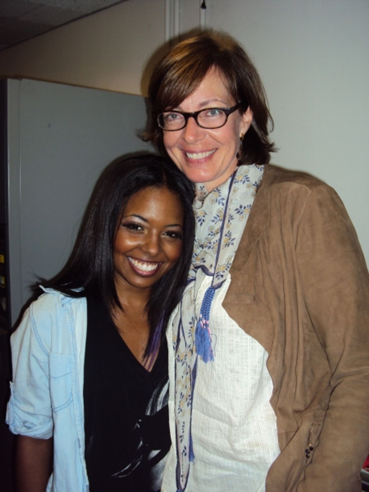 Photo Flash: Taye Diggs, Allison Janney, et al. Visit BRING IT ON  Image