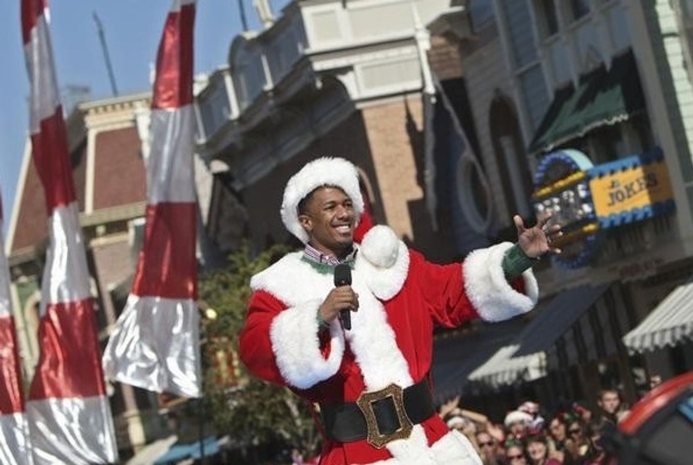 Photo Flash: First Look - Nick Cannon Hosts Disney's CHRISTMAS DAY PARADE, 12/25  Image