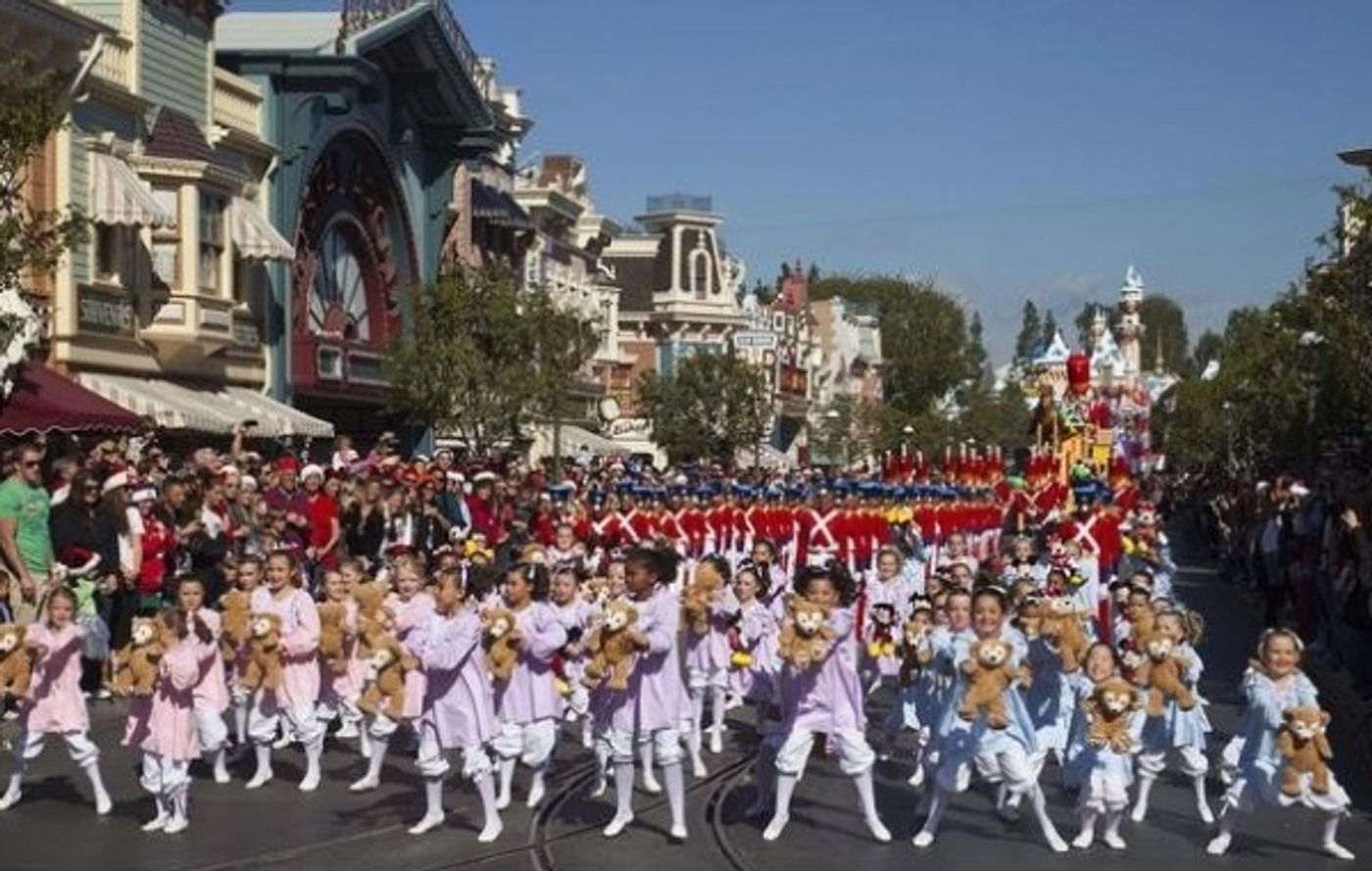 Photo Flash: First Look - Nick Cannon Hosts Disney's CHRISTMAS DAY PARADE, 12/25 Photo Flash: First Look - Nick Cannon Hosts Disney's CHRISTMAS DAY PARADE, 12/25 Image