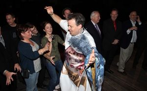 'Bonnie & Clyde' Gypsy Recepient Tad Wilson with Laura Osnes, Claybourne Elder & Company @ BroadwayWorld 'Bonnie & Clyde' Gypsy Recepient Tad Wilson with Laura Osnes, Claybourne Elder & Comp Photo