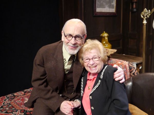 MARTIN RAYNER, DR. RUTH WESTHEIMER Photo