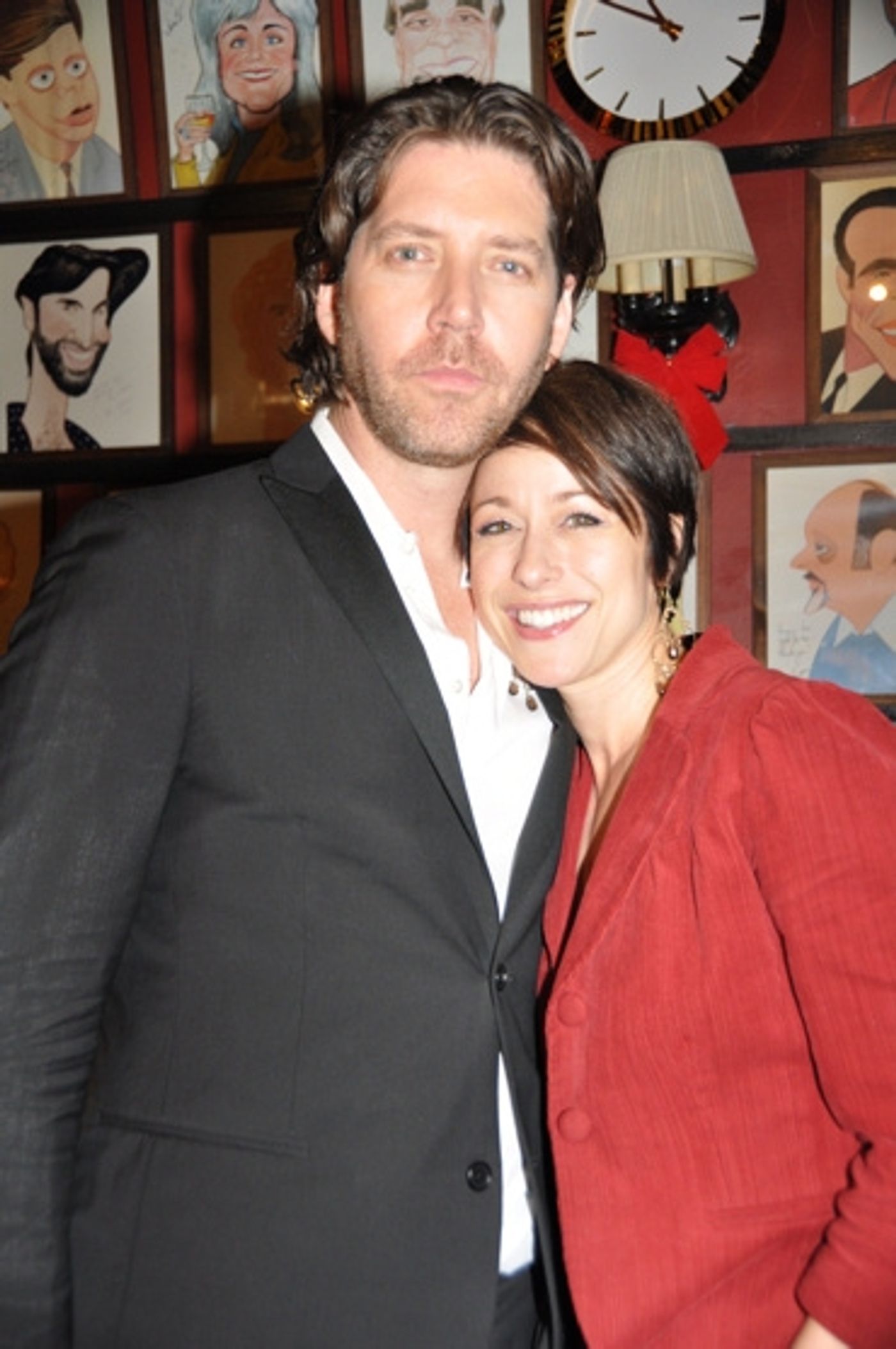 Photo Coverage: James Barbour Brings Holiday Concert to Sardi's Featuring Paige Davis  Image